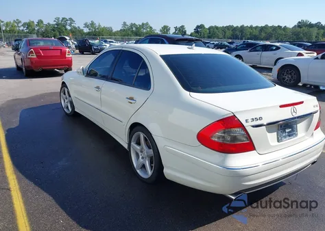 2009 Mercedes-Benz E 350 z USA, uszkodzony, nr VIN WDBUF56X59B414425